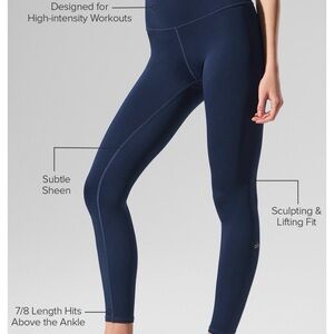 Alo Yoga Women's Navy High Waist Airlift Leggings